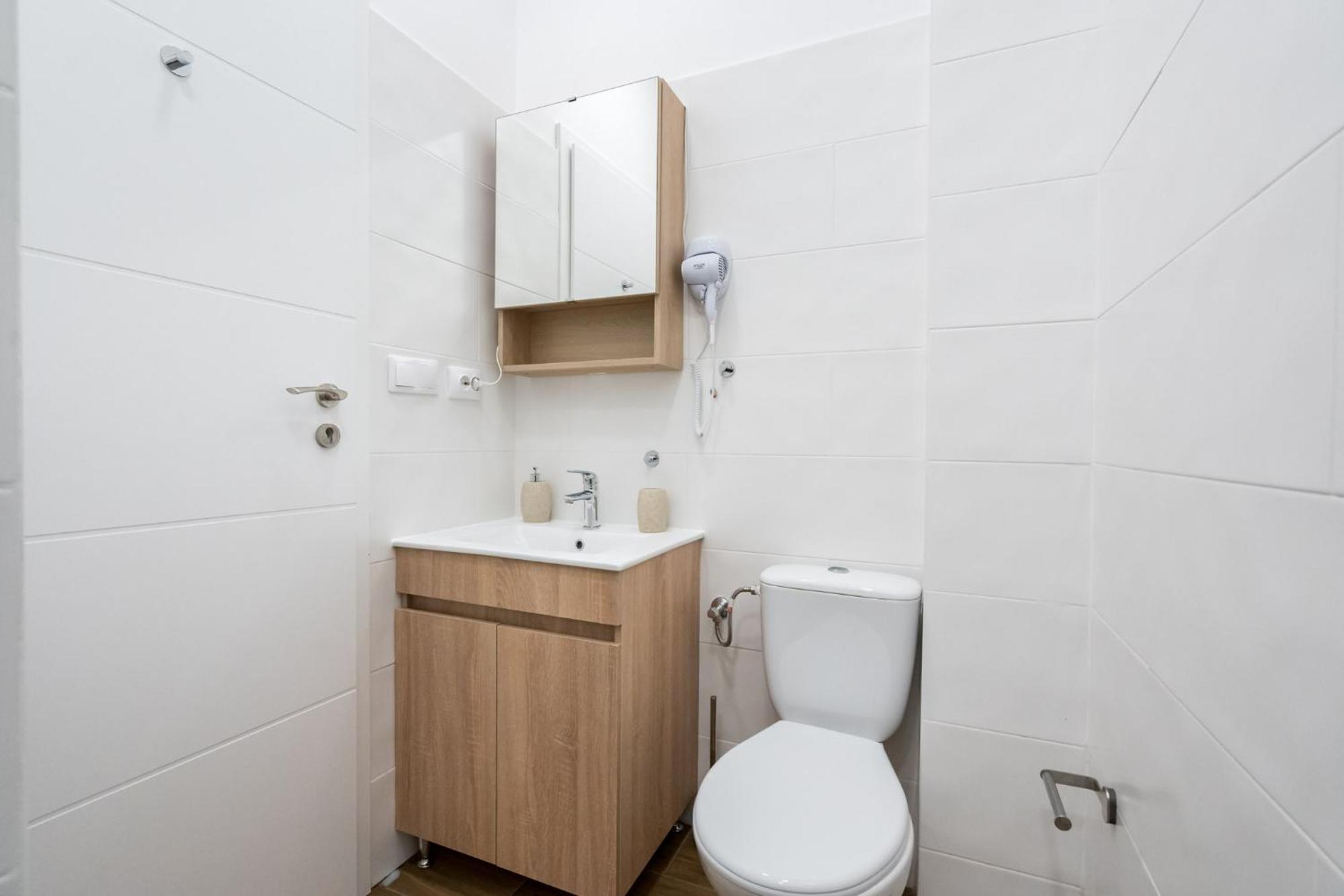 Urban Walls Apartments 5B Bukarest Exteriör bild