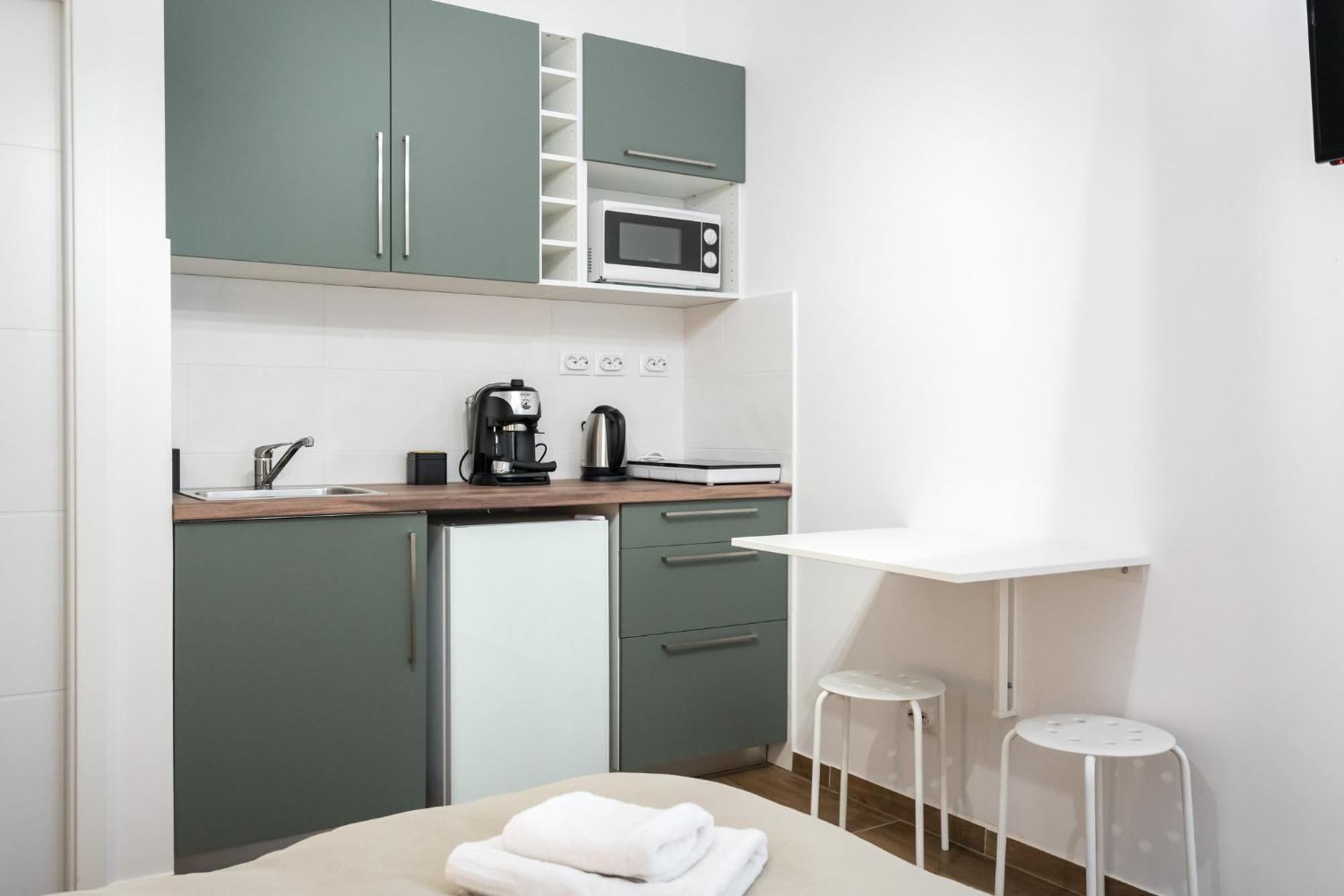 Urban Walls Apartments 5B Bukarest Exteriör bild