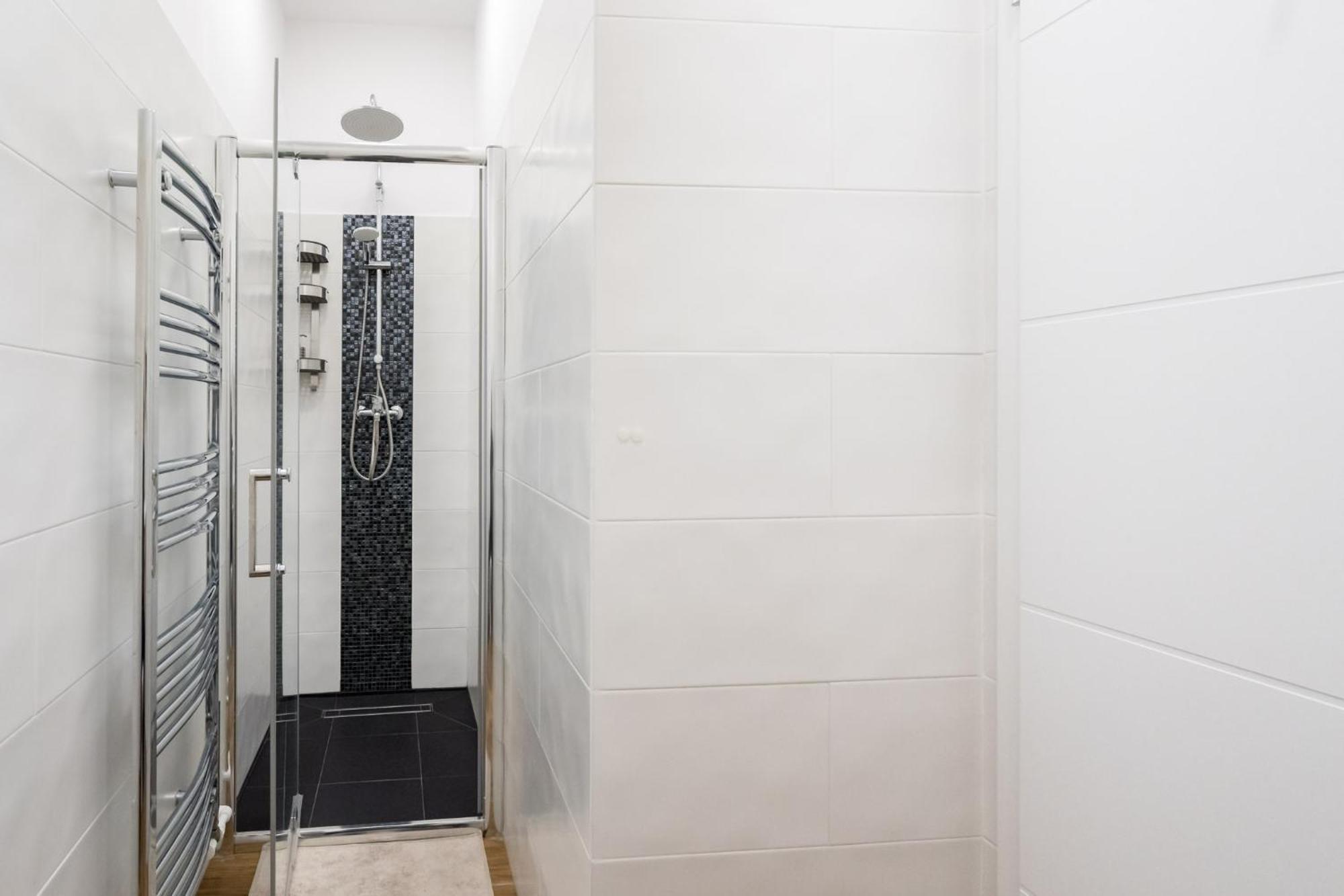 Urban Walls Apartments 5B Bukarest Exteriör bild